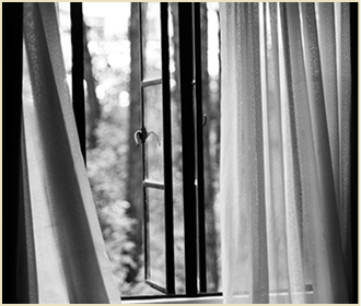 Figure → Link → Hello world!